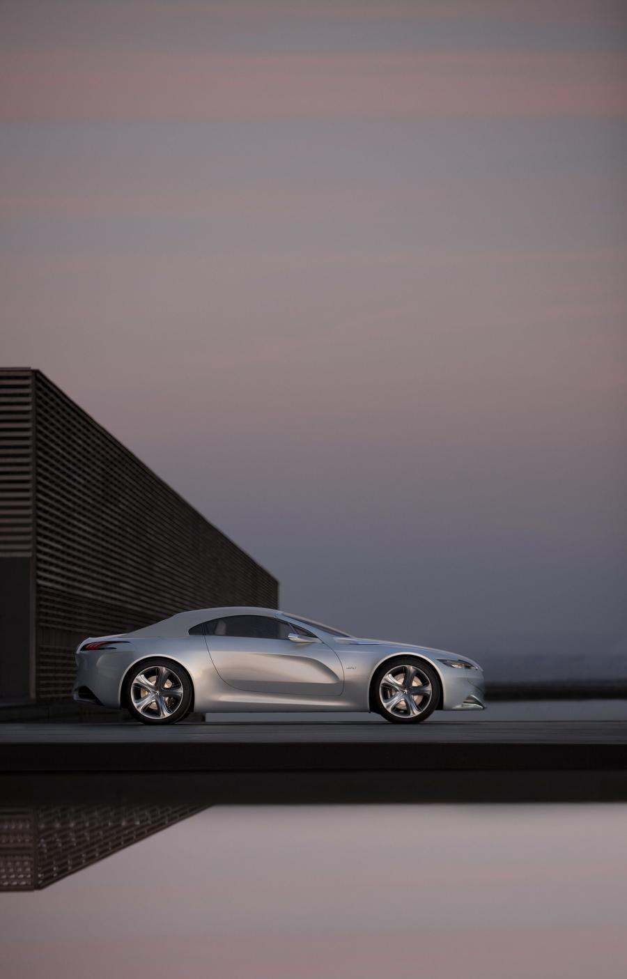  Peugeot SR1 Concept 2010 года  (фото 22 из 57)